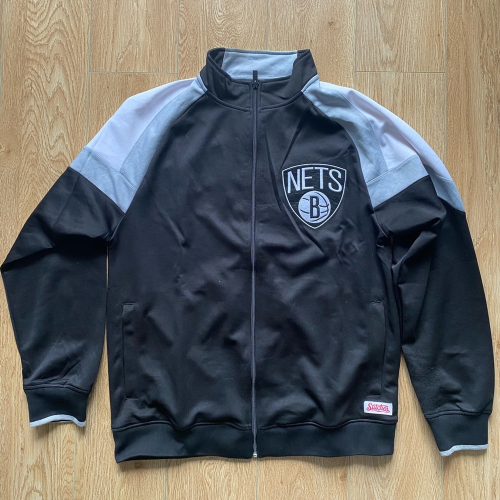 Mens black vintage NBA Brooklyn Nets Jacket size M